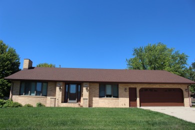 Bigger IS Better! Custom Built, Well-groomed, Energy Efficient 3 on Carroll Municipal Golf Course in Iowa - for sale on GolfHomes.com, golf home, golf lot