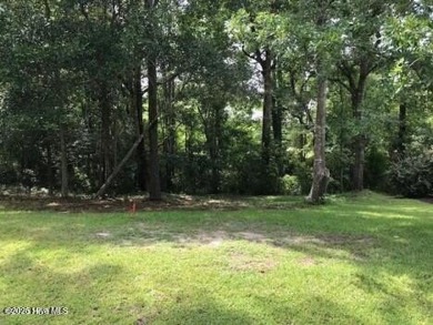 Prime lot in Prestigious Winding River Plantation - Bolivia, NC on Carolina National Golf Club in North Carolina - for sale on GolfHomes.com, golf home, golf lot