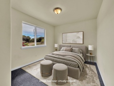 Well-kept 3 bedroom, 2 bathroom home in Discovery Harbor is the on Discovery Harbour Golf Course in Hawaii - for sale on GolfHomes.com, golf home, golf lot