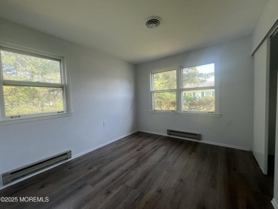 Charming 2 bedroom, 1 bath home situated on a desirable corner on Keswick Village Golf Course in New Jersey - for sale on GolfHomes.com, golf home, golf lot