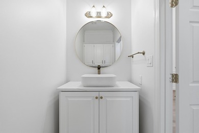 Beautifully renovated, this stunning Grand Oaks home blends on The Country Club of Oxford in Mississippi - for sale on GolfHomes.com, golf home, golf lot