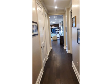 Utmost elegance meets ultra-spaciousness in this rare gem of a on North Hills Country Club in New York - for sale on GolfHomes.com, golf home, golf lot