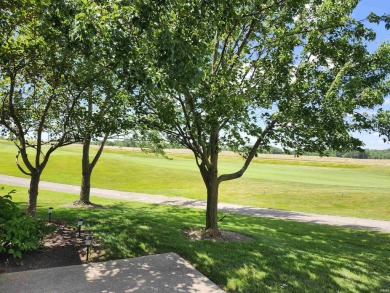 Excellent opportunity to become the new owner of this 2 bedroom on Eagle Glen Golf Club in Indiana - for sale on GolfHomes.com, golf home, golf lot