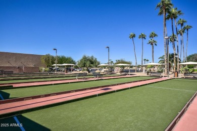 Welcome to this beautifully maintained 2 bed, 2 bath home in Sun on Grandview Golf Course in Arizona - for sale on GolfHomes.com, golf home, golf lot