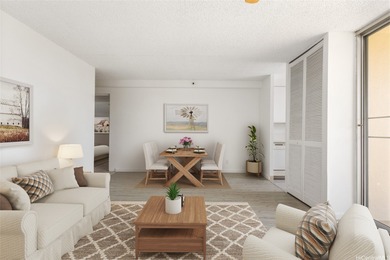 2 PARKING!!! Enjoy stunning views of the golf course and Diamond on Ala Wai Golf Course in Hawaii - for sale on GolfHomes.com, golf home, golf lot