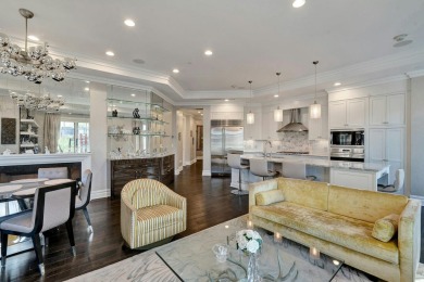 Utmost elegance meets ultra-spaciousness in this rare gem of a on North Hills Country Club in New York - for sale on GolfHomes.com, golf home, golf lot