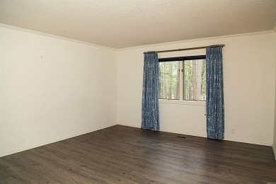 Very nice home on Coronado Golf Course overlooking the 11th on Coronado Golf Course in Arkansas - for sale on GolfHomes.com, golf home, golf lot