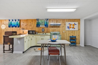 Mid Century sprawling home offers so many spaces to entertain on Urbana Golf and Country Club in Illinois - for sale on GolfHomes.com, golf home, golf lot