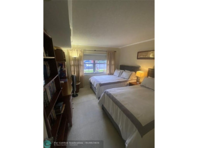 Don't miss this opportunity to own an Amazing updated garden on Oaks Country Club in Florida - for sale on GolfHomes.com, golf home, golf lot