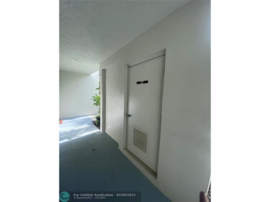Don't miss this opportunity to own an Amazing updated garden on Oaks Country Club in Florida - for sale on GolfHomes.com, golf home, golf lot