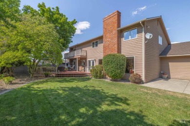 Nestled in a serene cul-de-sac, this 5-bedroom, 3-bathroom on Lewiston Golf and Country Club in Idaho - for sale on GolfHomes.com, golf home, golf lot