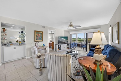 FURNISHED! TOP FLOOR UPDATED 2 BEDROOM, 2 BATH CONDO IN THE on Kingsway Country Club in Florida - for sale on GolfHomes.com, golf home, golf lot