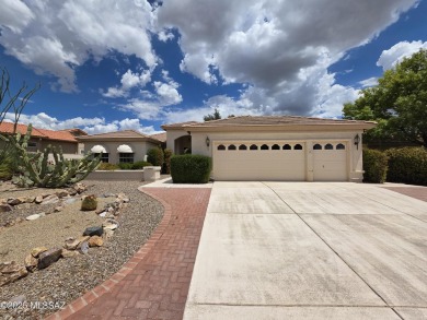 Great opportunity to own a HUD Home, save thousands! on Saddlebrooke Golf Course in Arizona - for sale on GolfHomes.com, golf home, golf lot