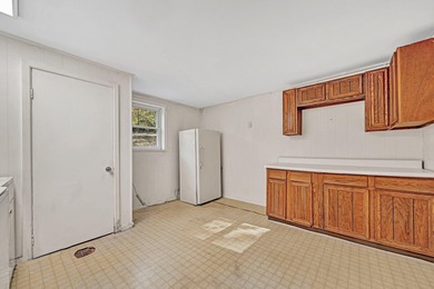 Million-dollar views of Smith Mountain and the lake from this on Mariners Landing Golf and Country Club in Virginia - for sale on GolfHomes.com, golf home, golf lot