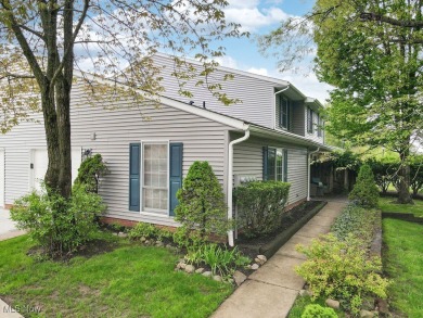 This 1,366 sqft, 3-bedroom, 2-full bath condo offers the perfect on Fox Den Golf Course in Ohio - for sale on GolfHomes.com, golf home, golf lot