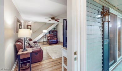 This 1,366 sqft, 3-bedroom, 2-full bath condo offers the perfect on Fox Den Golf Course in Ohio - for sale on GolfHomes.com, golf home, golf lot