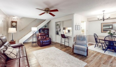 This 1,366 sqft, 3-bedroom, 2-full bath condo offers the perfect on Fox Den Golf Course in Ohio - for sale on GolfHomes.com, golf home, golf lot
