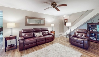 This 1,366 sqft, 3-bedroom, 2-full bath condo offers the perfect on Fox Den Golf Course in Ohio - for sale on GolfHomes.com, golf home, golf lot