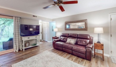 This 1,366 sqft, 3-bedroom, 2-full bath condo offers the perfect on Fox Den Golf Course in Ohio - for sale on GolfHomes.com, golf home, golf lot