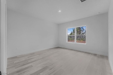 Stunning New Construction Home in Sun 'N Lake - 4 Bedrooms, 3 on Sun n Lake Golf and Country Club in Florida - for sale on GolfHomes.com, golf home, golf lot