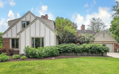 Welcome to this quality Bob Webb-Built Executive Home in on Worthington Hills Country Club in Ohio - for sale on GolfHomes.com, golf home, golf lot