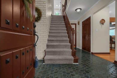Welcome to this quality Bob Webb-Built Executive Home in on Worthington Hills Country Club in Ohio - for sale on GolfHomes.com, golf home, golf lot