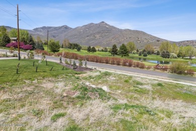 Discover the perfect balance of privacy and proximity with this on Homestead Golf Club and Resort in Utah - for sale on GolfHomes.com, golf home, golf lot