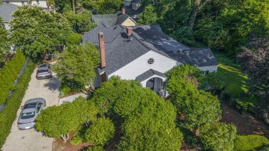 Thistle Cottage, built in 1922, presents an elegant home with on Palmetto Golf Club, Inc. in South Carolina - for sale on GolfHomes.com, golf home, golf lot