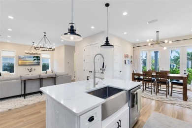 Don't miss your opportunity with this stunning 3 bed, 3 bath on Country Club of Orlando in Florida - for sale on GolfHomes.com, golf home, golf lot