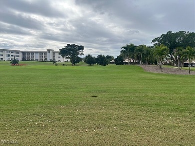 Welcome Home to Your Completely Updated Unit!! This 2 bedroom on Seven Lakes Golf and Tennis Community in Florida - for sale on GolfHomes.com, golf home, golf lot