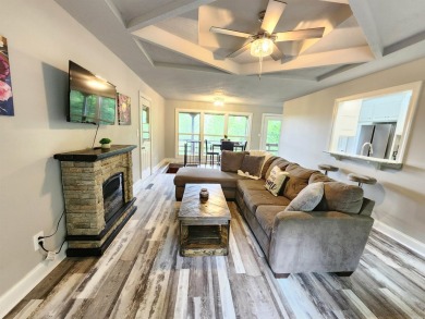 Secluded, private house with view of Sugar Loaf Mountain on Indian Hills Country Club in Arkansas - for sale on GolfHomes.com, golf home, golf lot