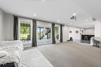 Welcome to this meticulously maintained one-owner 4-bed, 5-bath on Hodge Park Golf Club in Missouri - for sale on GolfHomes.com, golf home, golf lot