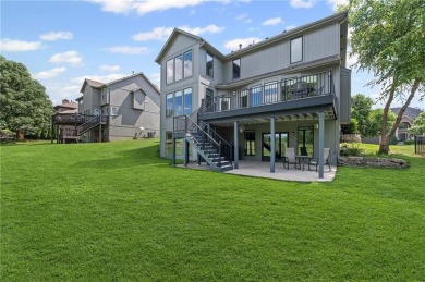 Welcome to this meticulously maintained one-owner 4-bed, 5-bath on Hodge Park Golf Club in Missouri - for sale on GolfHomes.com, golf home, golf lot