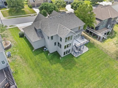 Welcome to this meticulously maintained one-owner 4-bed, 5-bath on Hodge Park Golf Club in Missouri - for sale on GolfHomes.com, golf home, golf lot