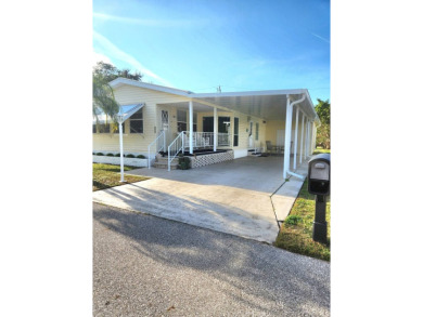Huge price drop, motivated seller!  Charming Turnkey Home in the on Six Lakes Country Club in Florida - for sale on GolfHomes.com, golf home, golf lot