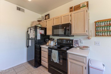Charming 2 bed 1 bath (1 bed + 1 den that can be a full bedroom on The Foothills Golf Club in Arizona - for sale on GolfHomes.com, golf home, golf lot