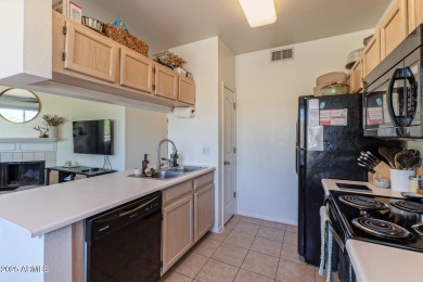 Charming 2 bed 1 bath (1 bed + 1 den that can be a full bedroom on The Foothills Golf Club in Arizona - for sale on GolfHomes.com, golf home, golf lot