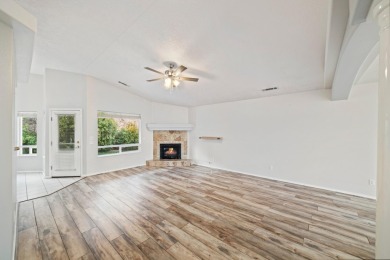 Charming 3-bedroom, 2-bathroom townhome in the desirable on St. George Golf Course in Utah - for sale on GolfHomes.com, golf home, golf lot