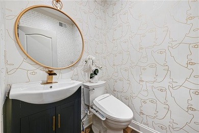 Meticulously maintained, maintenance-provided villa in the on Nicklaus Golf Club At LionsGate in Kansas - for sale on GolfHomes.com, golf home, golf lot