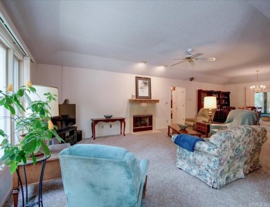 CHARMING VILLAGE RETREAT!  This cozy 3 bed, 2.5 bath home has a on Coronado Golf Course in Arkansas - for sale on GolfHomes.com, golf home, golf lot