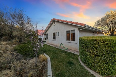 Charming 3-bedroom, 2-bathroom townhome in the desirable on St. George Golf Course in Utah - for sale on GolfHomes.com, golf home, golf lot