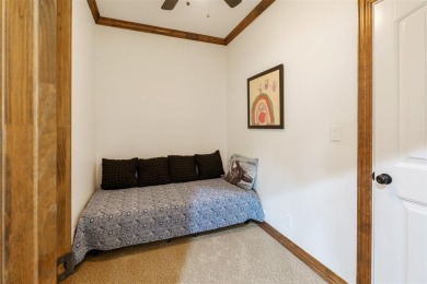 This immaculate, updated waterfront home in the exclusive on Pinnacle Golf and Boat Club in Texas - for sale on GolfHomes.com, golf home, golf lot