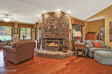 FABULOUS FAIRFIELD GLADE GOLF FRONT HOME (CRAIG #4) YOU WILL NOT on Heatherhurst Golf Course in Tennessee - for sale on GolfHomes.com, golf home, golf lot