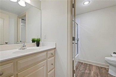 Meticulously maintained, maintenance-provided villa in the on Nicklaus Golf Club At LionsGate in Kansas - for sale on GolfHomes.com, golf home, golf lot