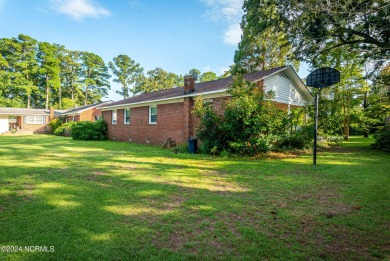 Live that river lifestyle in beautiful historic Bath! A rare on Bayview Golf Course in North Carolina - for sale on GolfHomes.com, golf home, golf lot