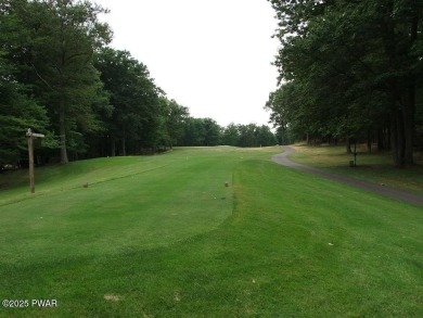 Live the Lake Lifestyle in Prestigious Tanglwood Lakes- Fully on Paupack Hills Golf and Country Club in Pennsylvania - for sale on GolfHomes.com, golf home, golf lot