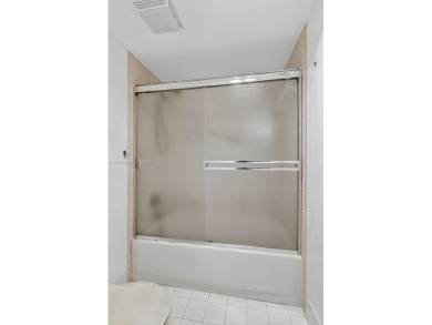 Wonderful 1st floor corner unit with parking right in front for on Villa Del Ray Golf Club in Florida - for sale on GolfHomes.com, golf home, golf lot