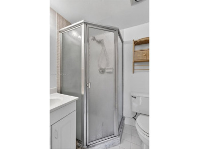 Wonderful 1st floor corner unit with parking right in front for on Villa Del Ray Golf Club in Florida - for sale on GolfHomes.com, golf home, golf lot