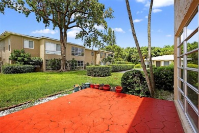 Wonderful 1st floor corner unit with parking right in front for on Villa Del Ray Golf Club in Florida - for sale on GolfHomes.com, golf home, golf lot