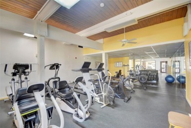 Wonderful 1st floor corner unit with parking right in front for on Villa Del Ray Golf Club in Florida - for sale on GolfHomes.com, golf home, golf lot